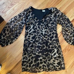 🐯LEOPARD SPLIT SLEEVE MINI DRESS SIZE S